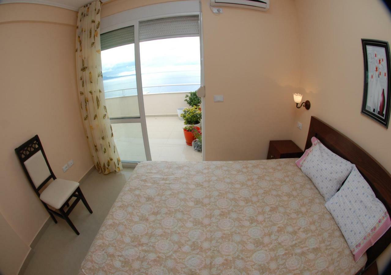 Erti'S Apartments Sarandë Exterior foto